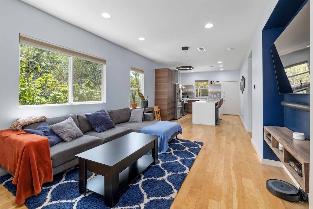 2009 East 8th Street